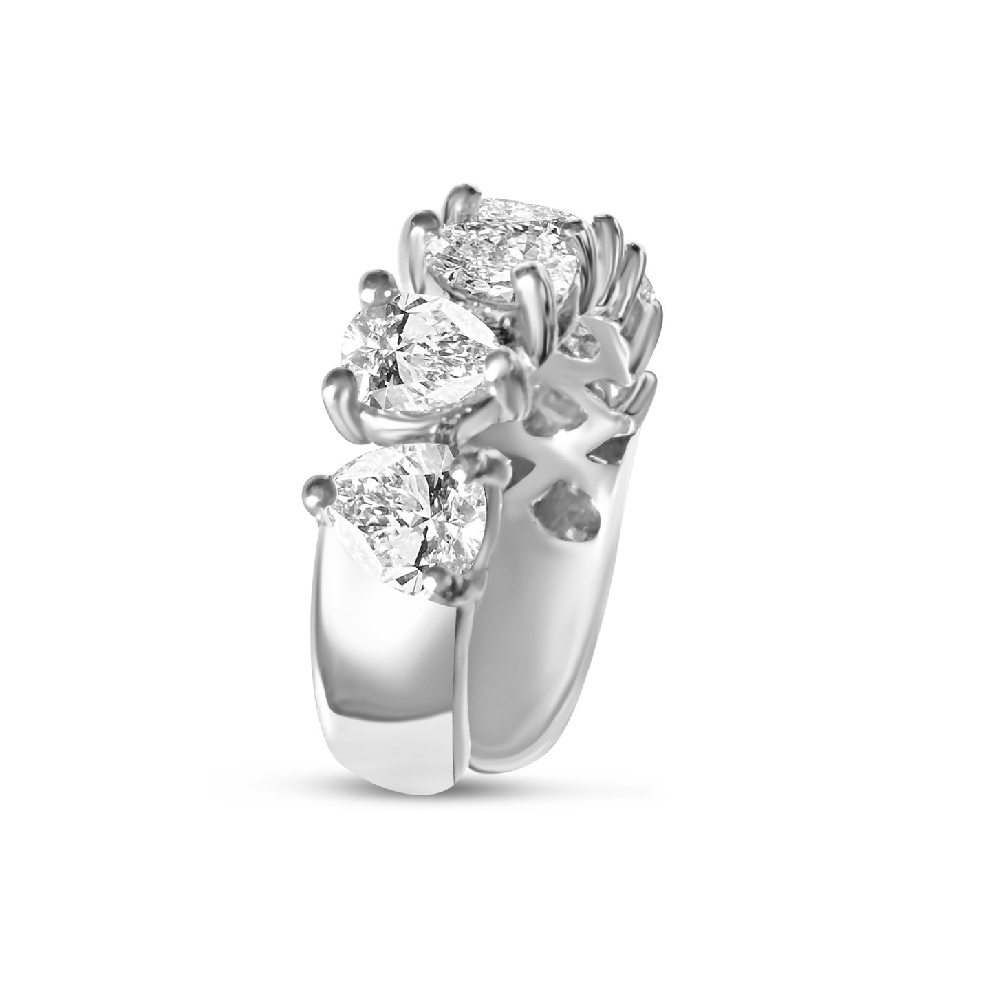 Lumeniri The Helene Pear Alternating Earcuff featuring 0.60ctw lab grown pear diamonds set in 14K gold 11mm cuff design on white background.