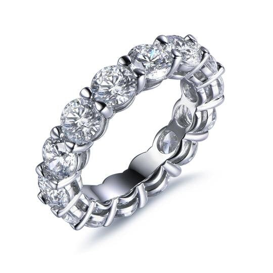 Lumeniri 14K Gold Round Set Diamond Eternity Band