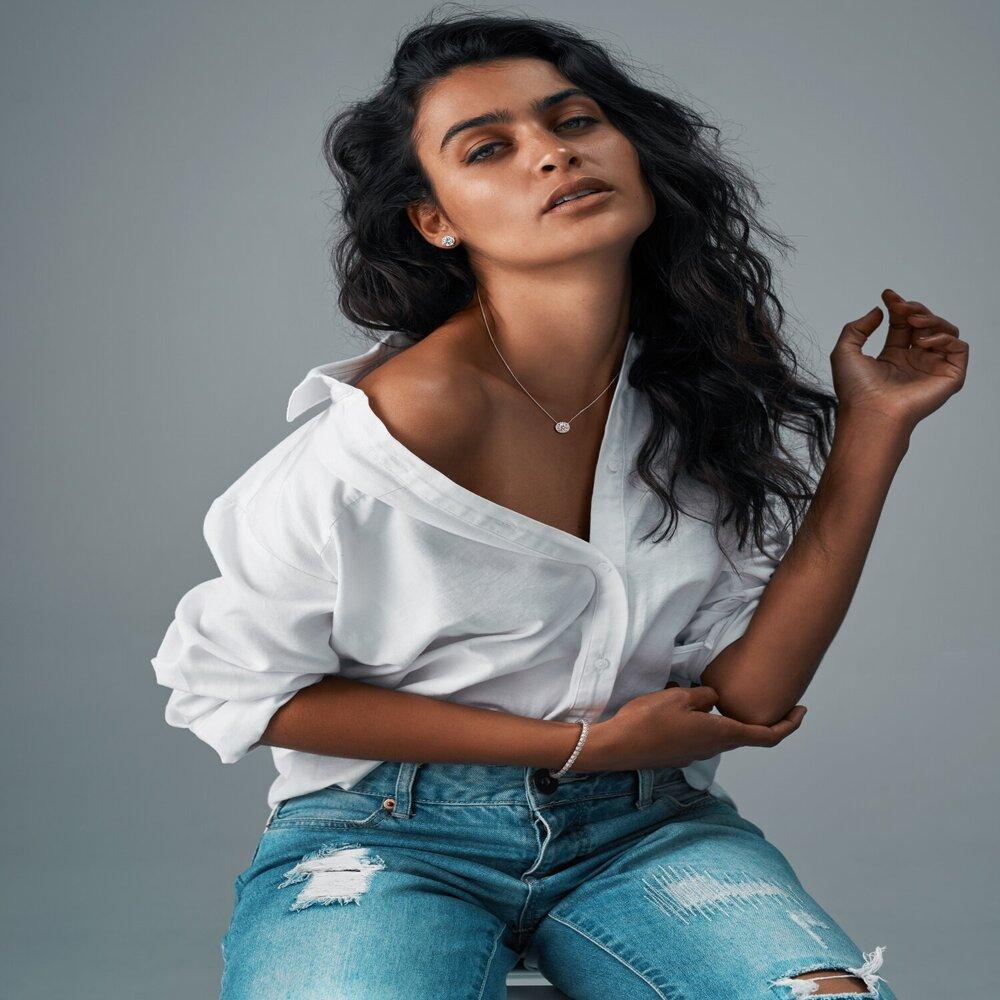 Lumeniri 14K Gold Round Halo Diamond Pendant Necklace